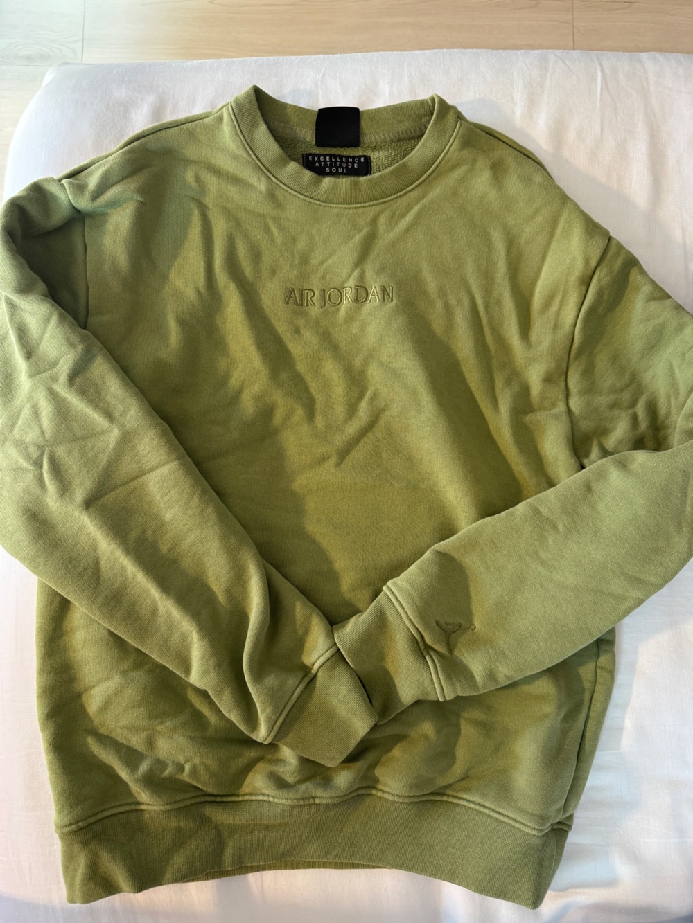 Jordan Woman’s Olive Green 100% Cotton Crewneck Sweatshirt